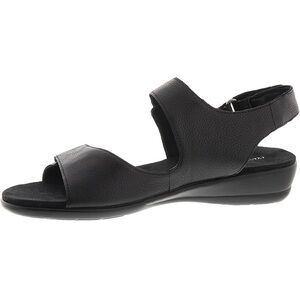 Easy spirit hartwell black leather sandals new in box 11n